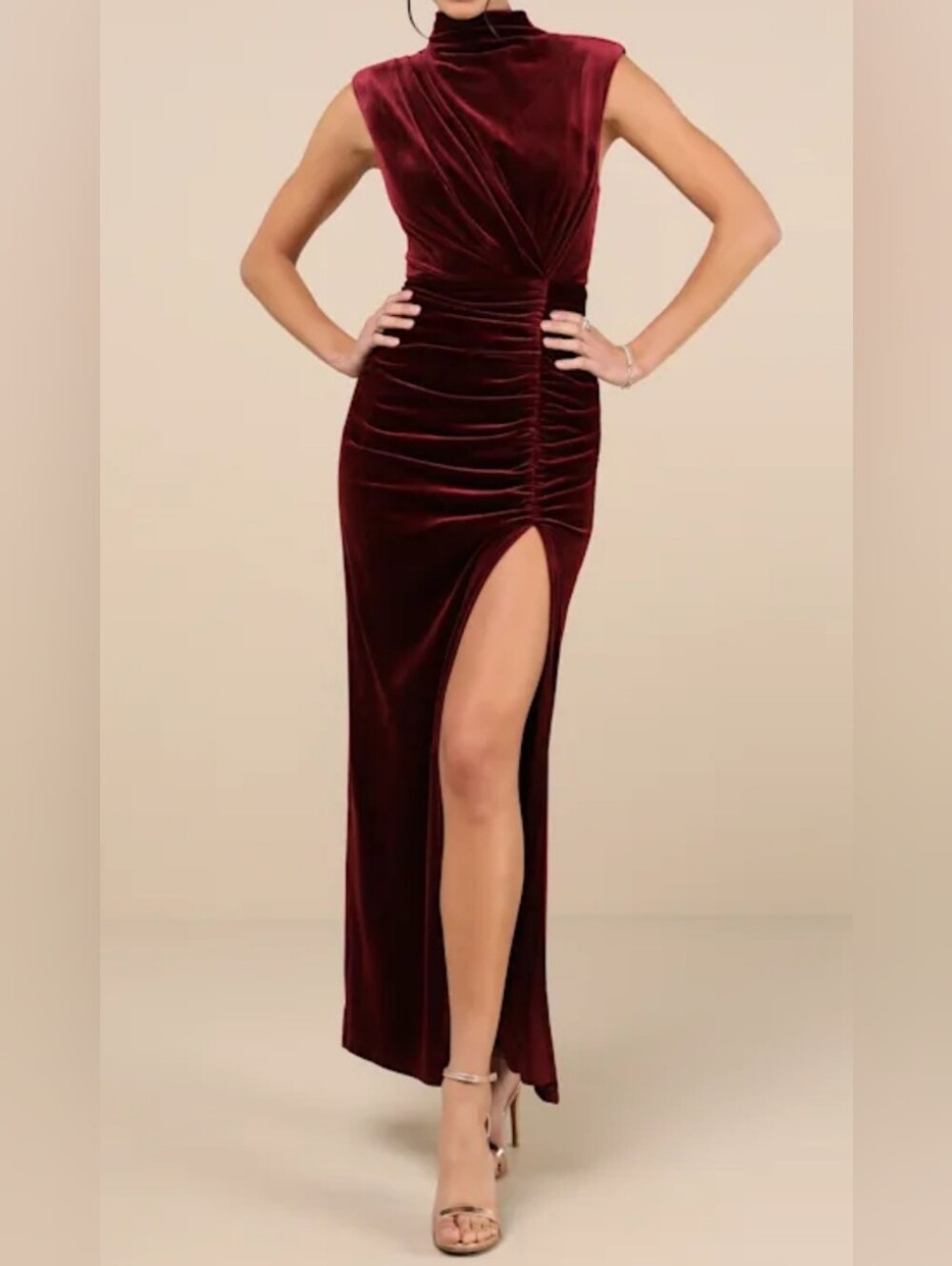 Lulu's Sleeveless Burgundy Velvet Maxi Dress